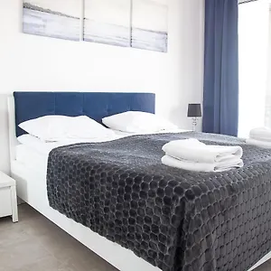 al-dom-apartamenty-kasprowicza-407.kolobrzeghotels.com/